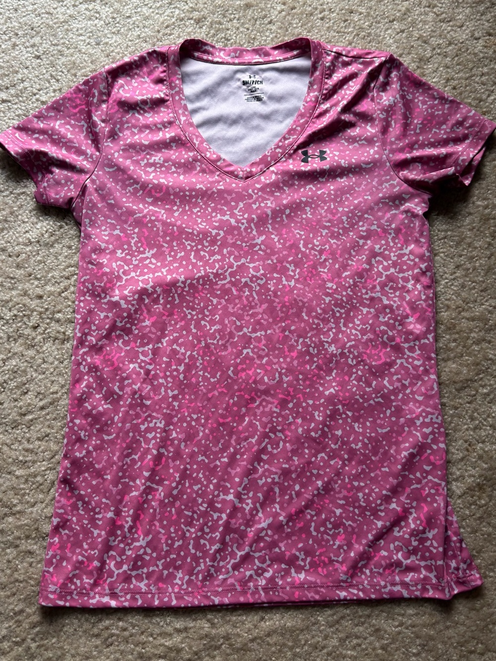 Under Armour Pink Printed V-Neck Workout Tee